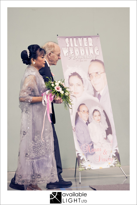 wedding anniversary auckland family photographer